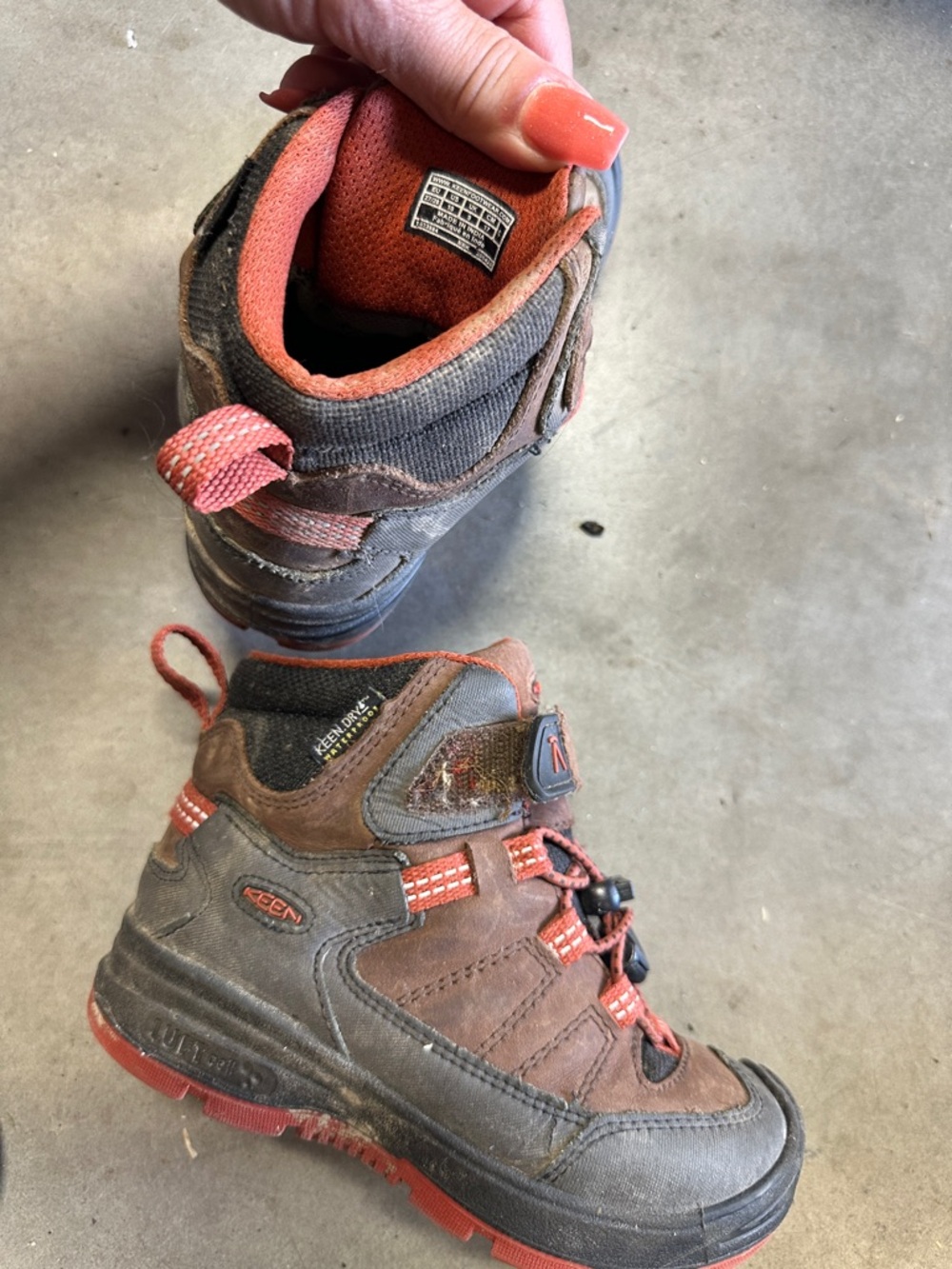 KEEN Kids' Brown and Orange Mid-Top Hiking Boots